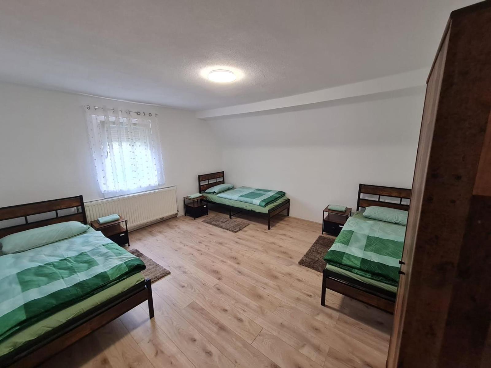 Husic Immobilien Und Handwerkerservice Rimbach  Exteriör bild